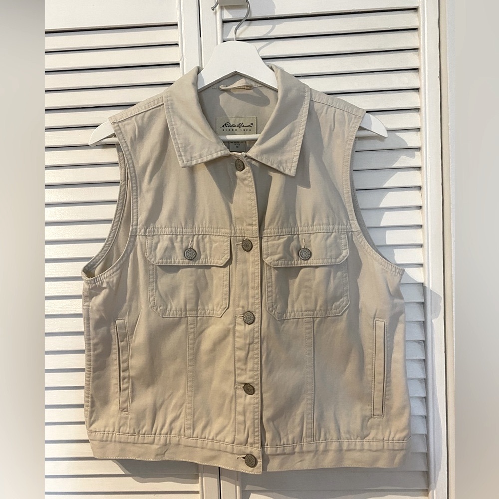 Eddie Bauer Utility Vest Sleeveless Design